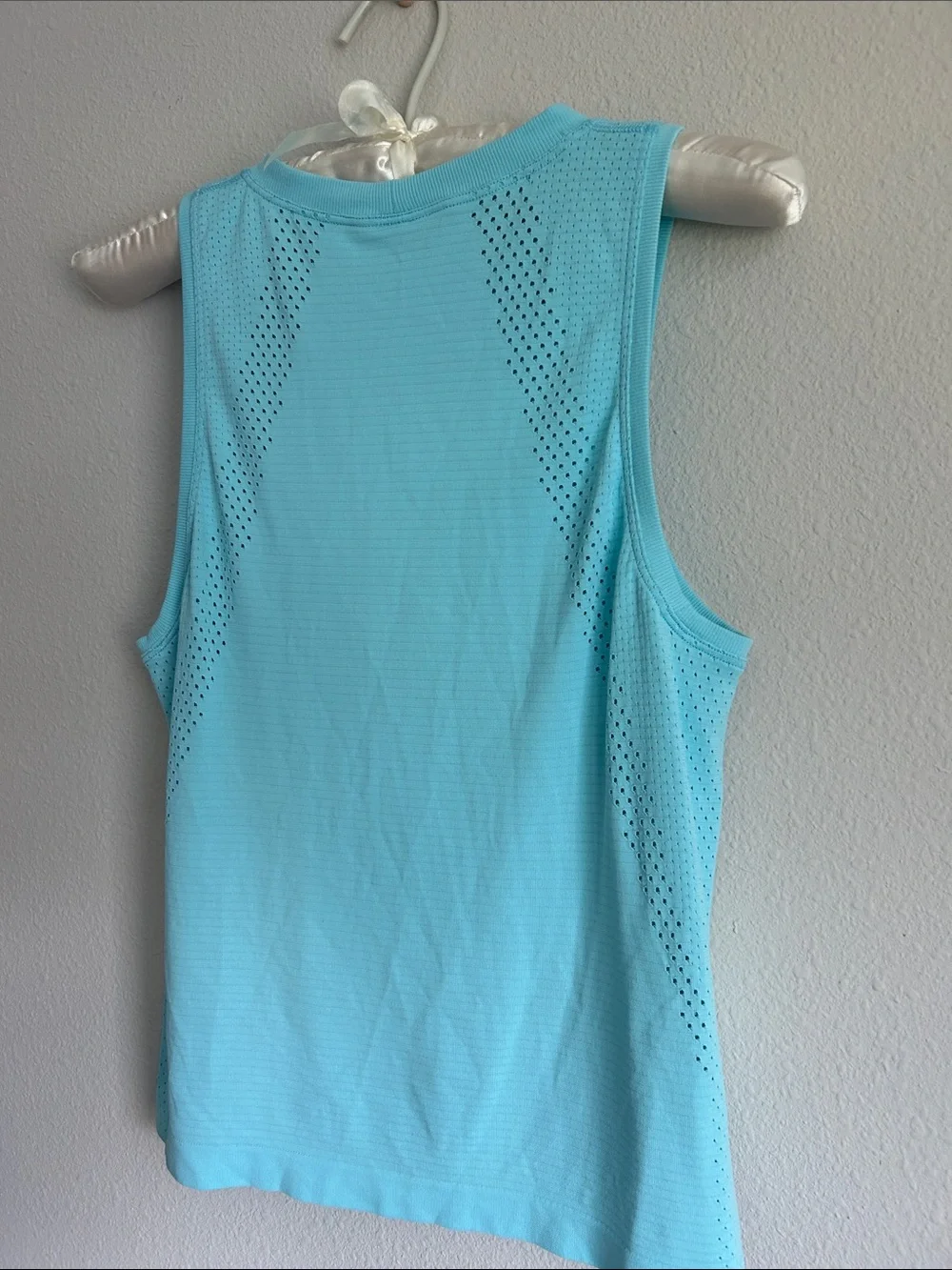 Lululemon Aqua Perforated Performance Tank